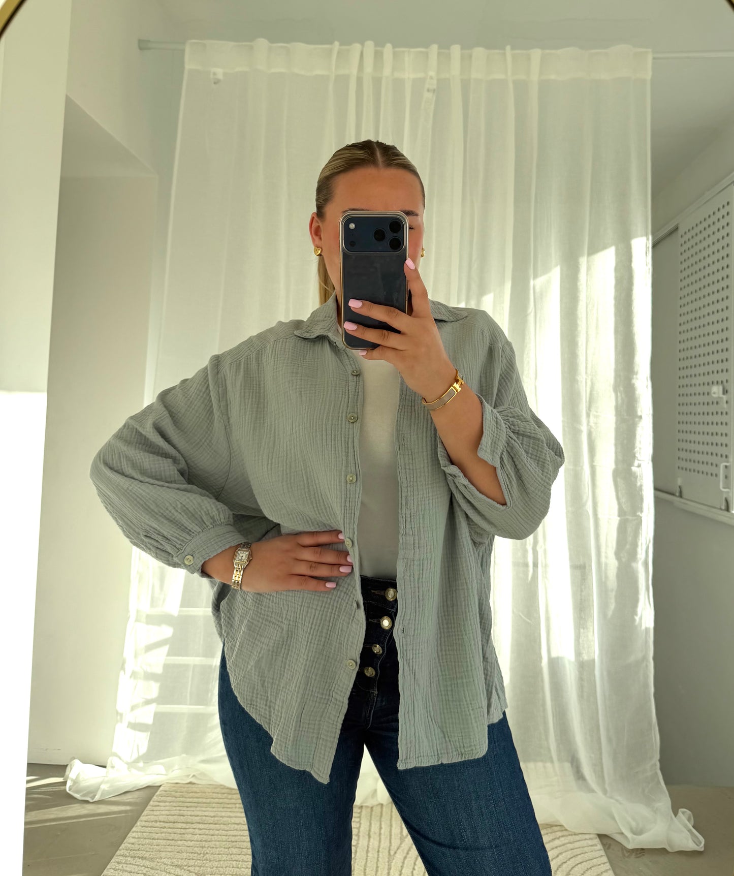 Good Vibes - Musselin Bluse in Grau