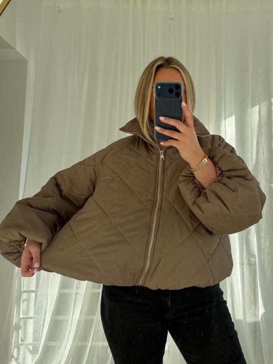 Pufferjacke in Taupe