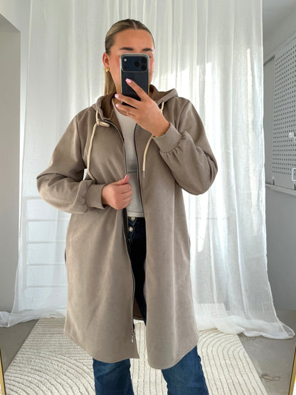 Wildleder Jäckchen in Taupe