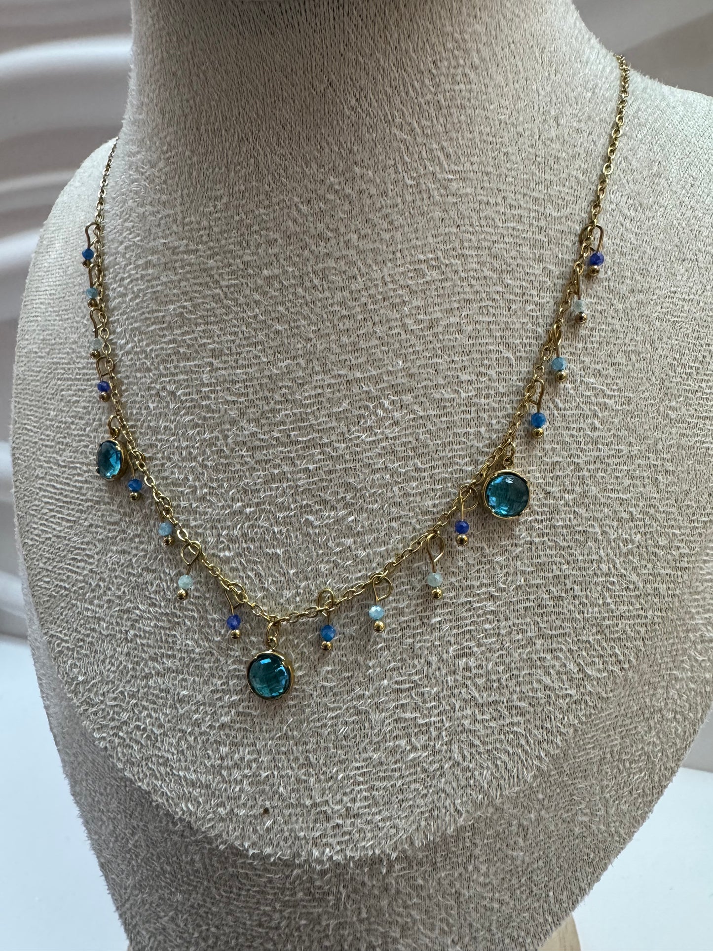 Charmy Kette Blau