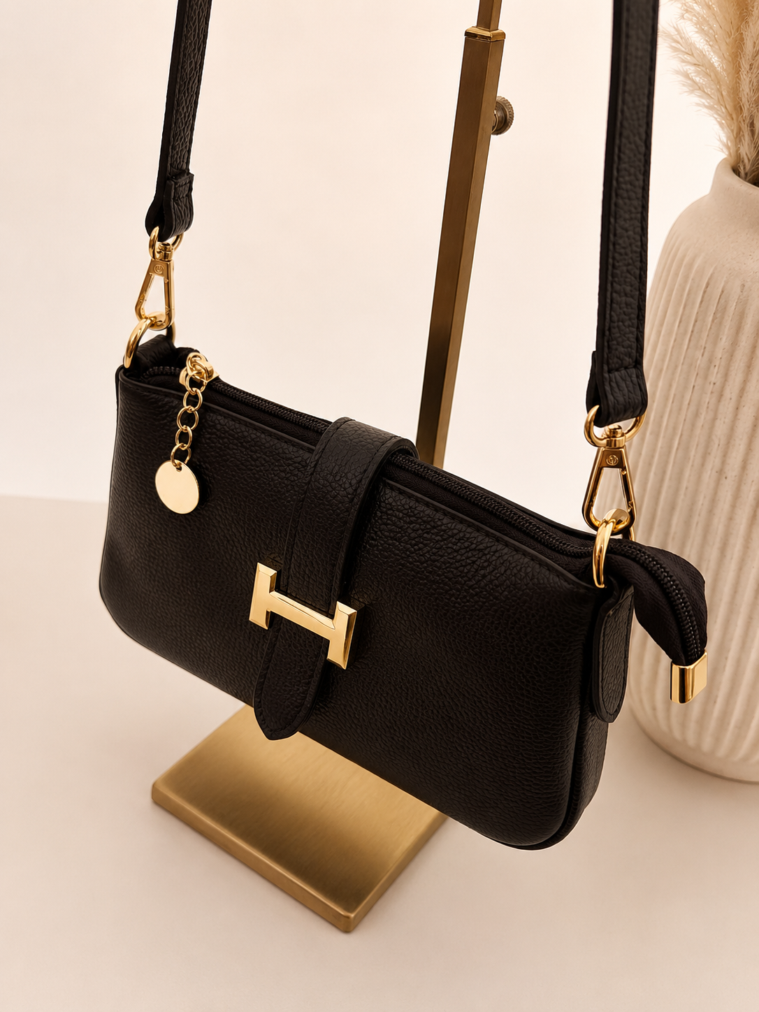 Hannah Schultertasche Versch. Farben