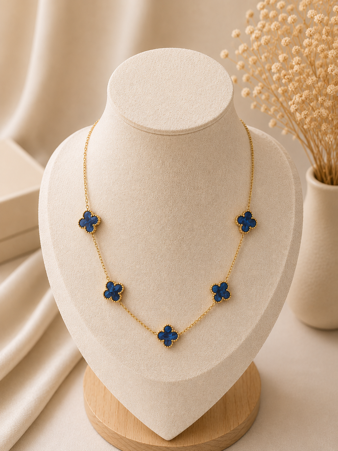 Royal Clover Blue Halskette